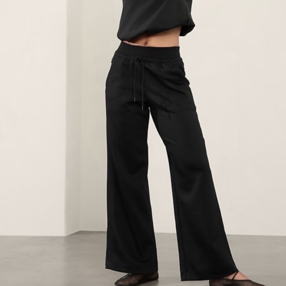 NWOT ATHLETA Allure Wide-Leg Pants